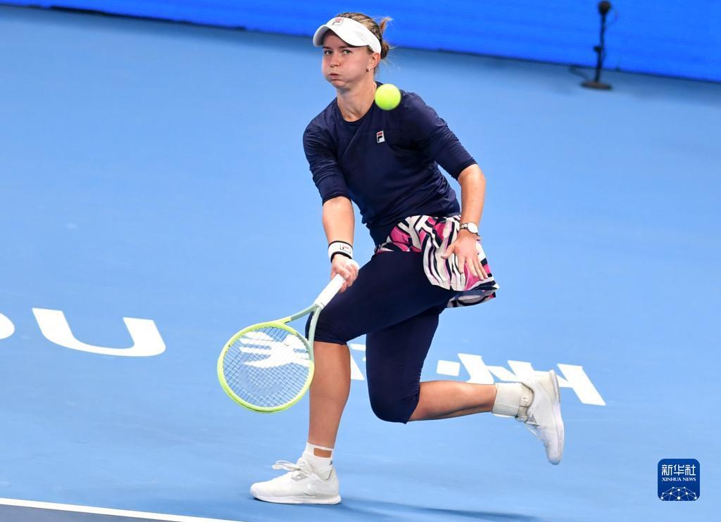 时刻提供外 时刻提供外