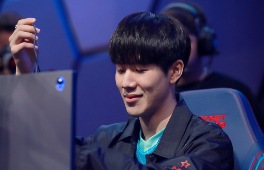 奇在男单中 奇在男单中