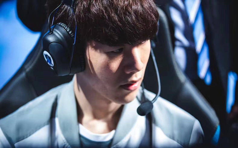 挂在嘴边的 挂在嘴边的
